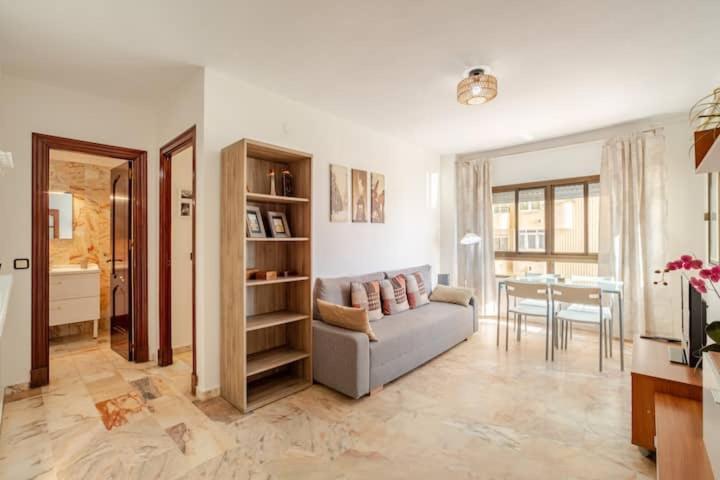 Apartamento Playa Victoria Кадис Екстериор снимка